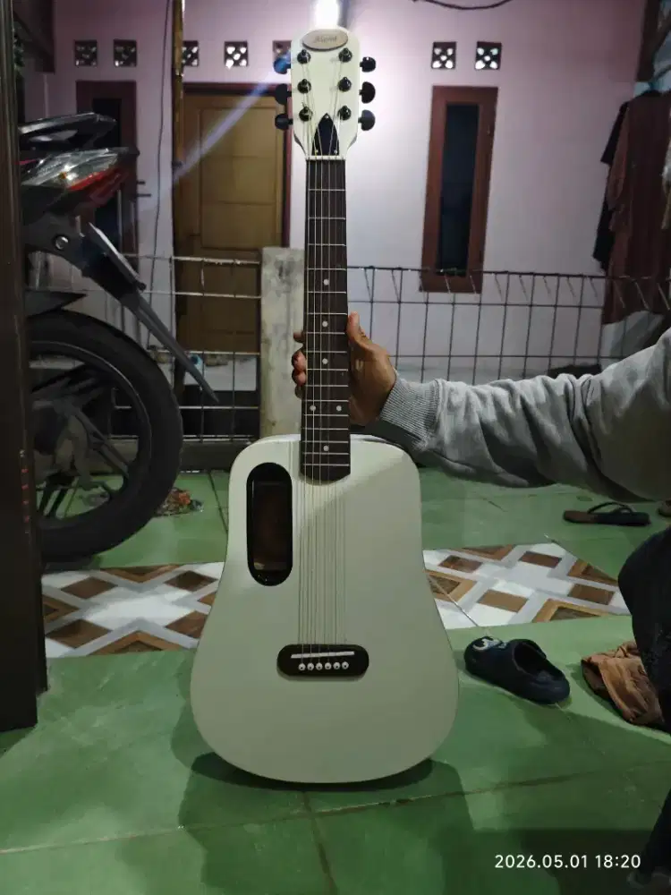 Gitar Akustik Merk Aloha 3/4 Ori