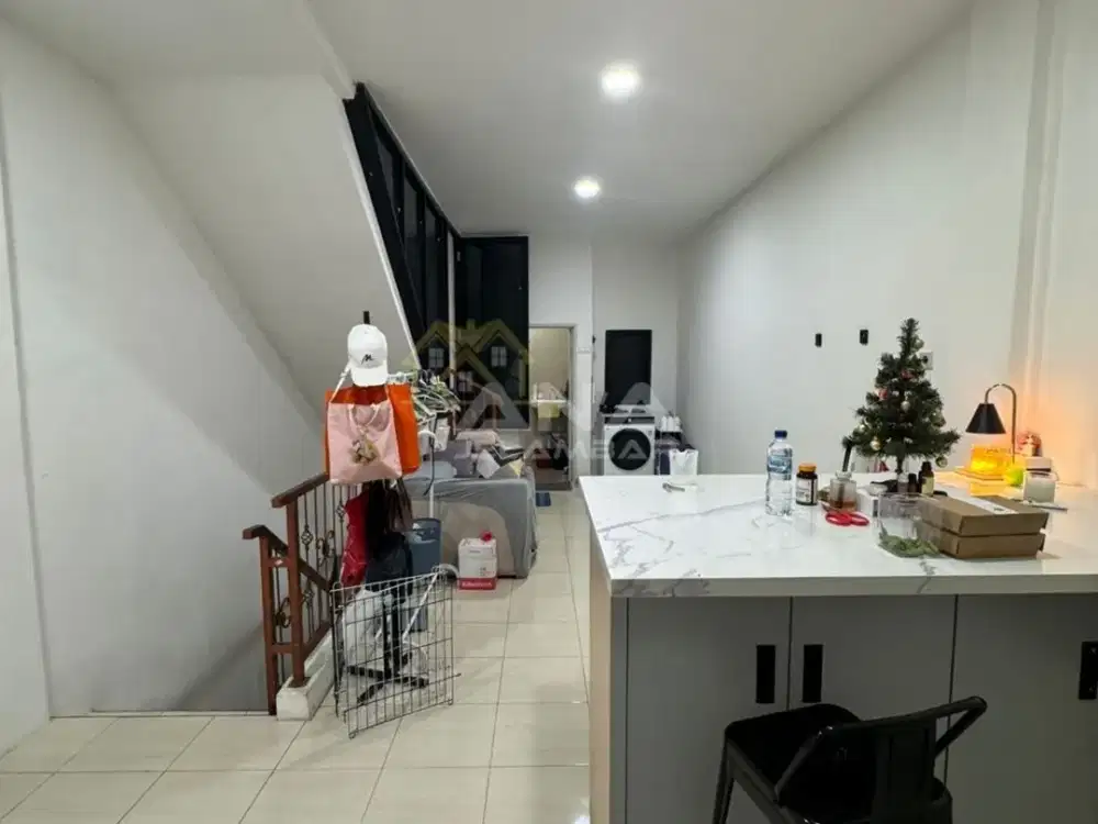 ANA RUKO BAGUS SEMI FURNISHED UK 4X20M DI JELAMBAR rb