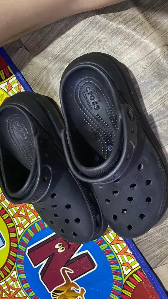 sanda crocs ori