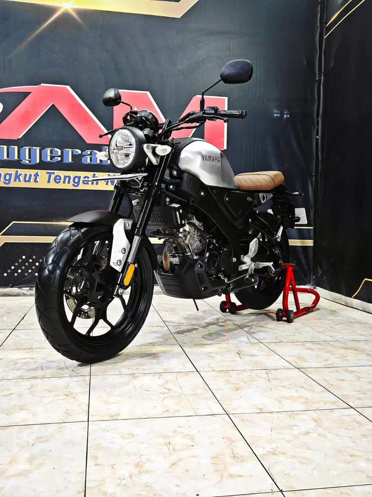 Gas riding Yamaha XSR 155 VVA TH 2021 Odo 9rb