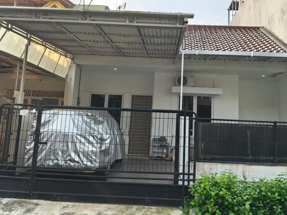 Nyaman dan tenang..Rumah dijual di Taman Semanan Indah