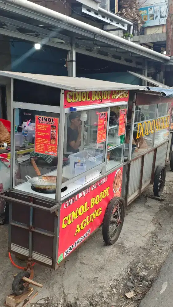Di butuhkan karyawan jualan cimol bojot mangkal