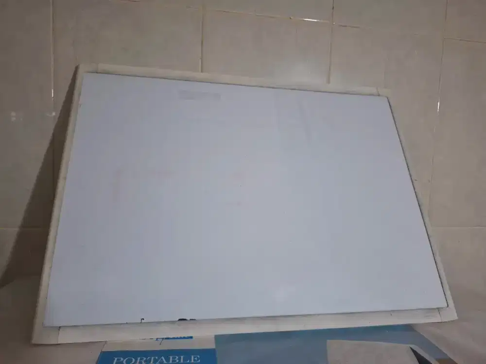 Papan Tulis Belajar Anak atau Kantor