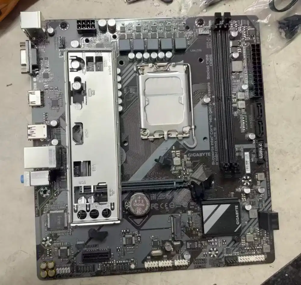 Gigabyte B760m ds3h lite ddr5