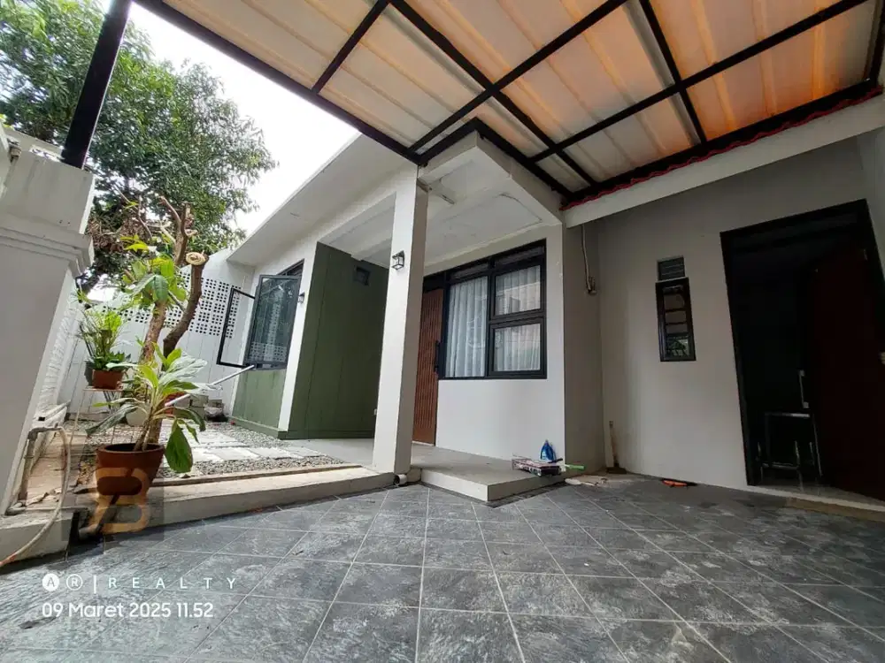 Rumah Cantik  Full Furnished Siap Huni di Antapani Dekat Arcamanik Bandung
