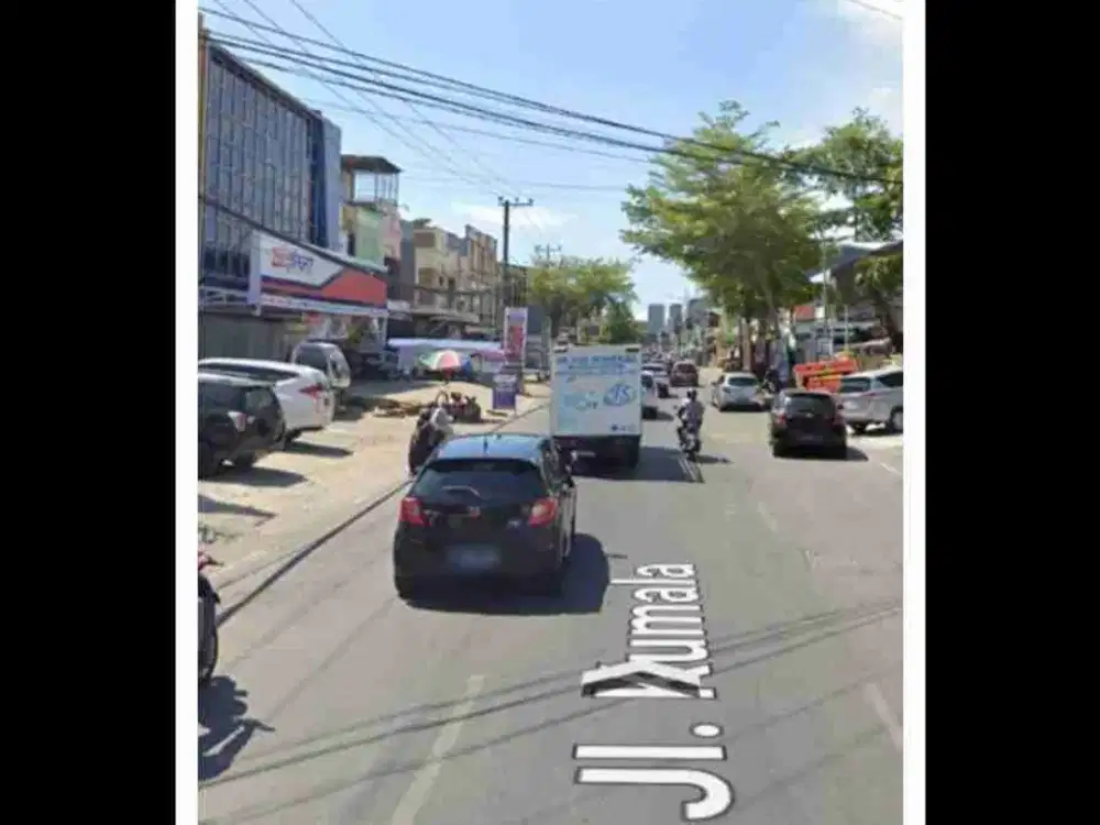 Rumah Jl Poros Kumala 1 Arah 
ukuran 11,5 x24m bagian blkng 12m
Kamar 5 WC 2 
Cocok 2 Ruko
Cocok Kantor 
Cocok Cafe
Rp. 5,2 M NEGO