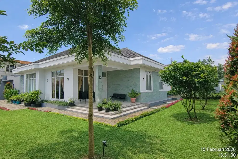 Dijual Rumah denga Konsep Villa
