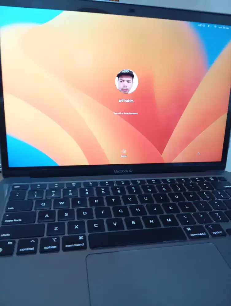 MacBook air 13 inch 8/256 GB M1 apple 2020