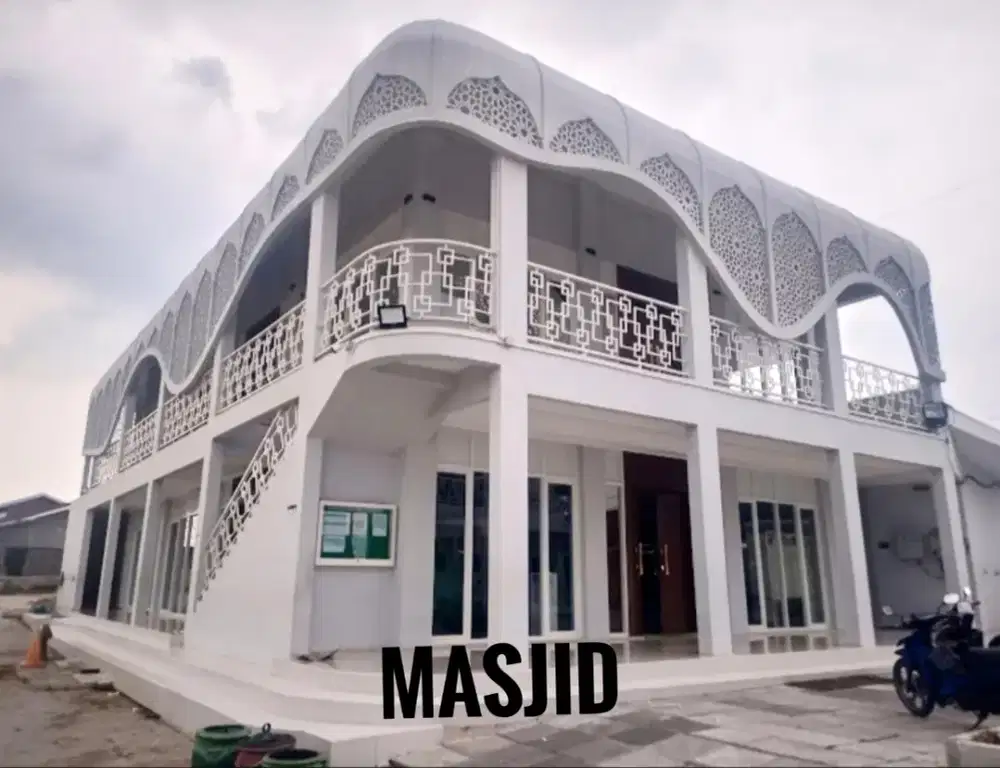 Rumah Dengan Mezzanine Di Ruang Tamunya