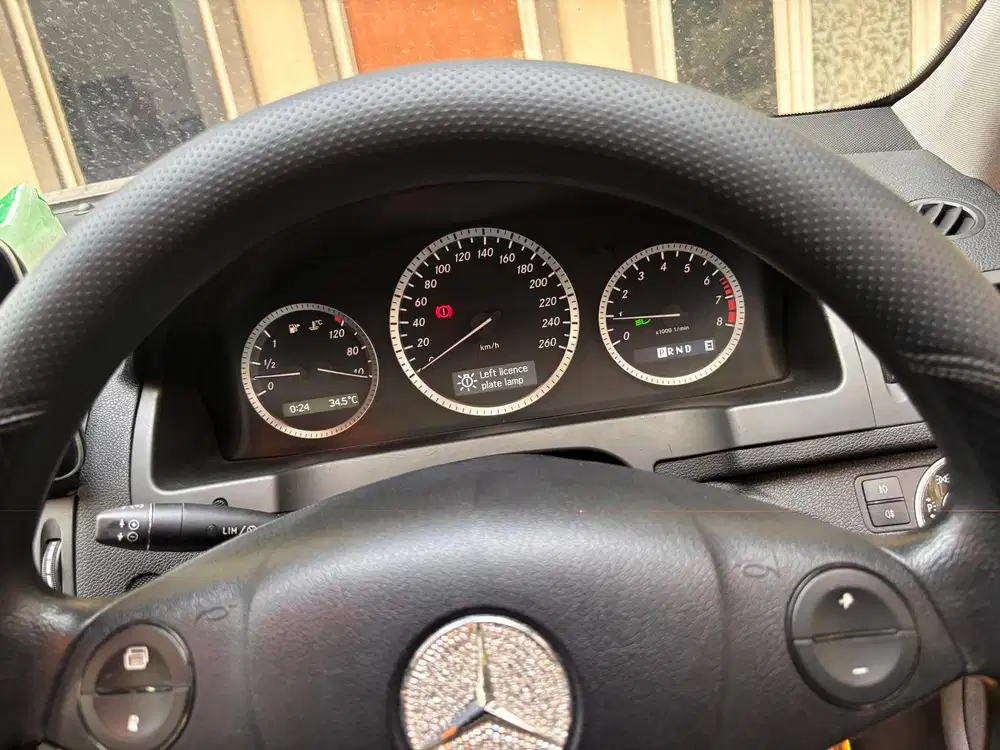 Mercedes-Benz C200 2011 Bensin