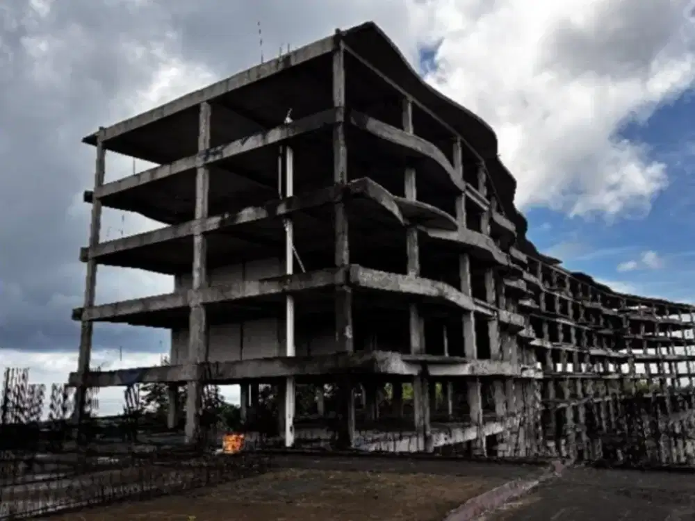 DIJUAL 4 BIDANG TANAH + BANGUNAN LUAS 108000 M2 DI PECATU, BADUNG