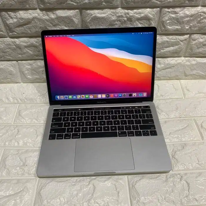 laptop macbook pro 2016 core i7 15inch ram 16gb ssd 512gb DL-RTV
