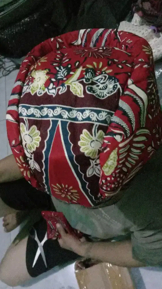 Dijual Baju Abang, Blangkon dan selendang.Betawi