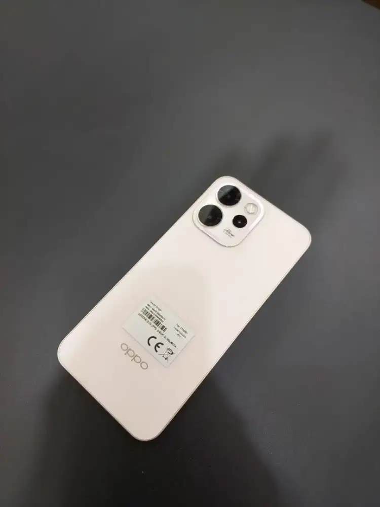 OPPO Reno 15F 5G 8/256 Gb Muraah Mulus
Like New