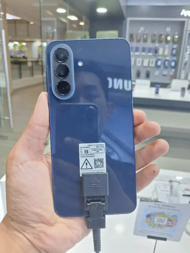 Samsung A57 free buds core