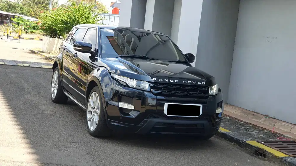 [ LOW KM ] Range Rover Evoque 2.0 AT Hitam NIK 2012/2013