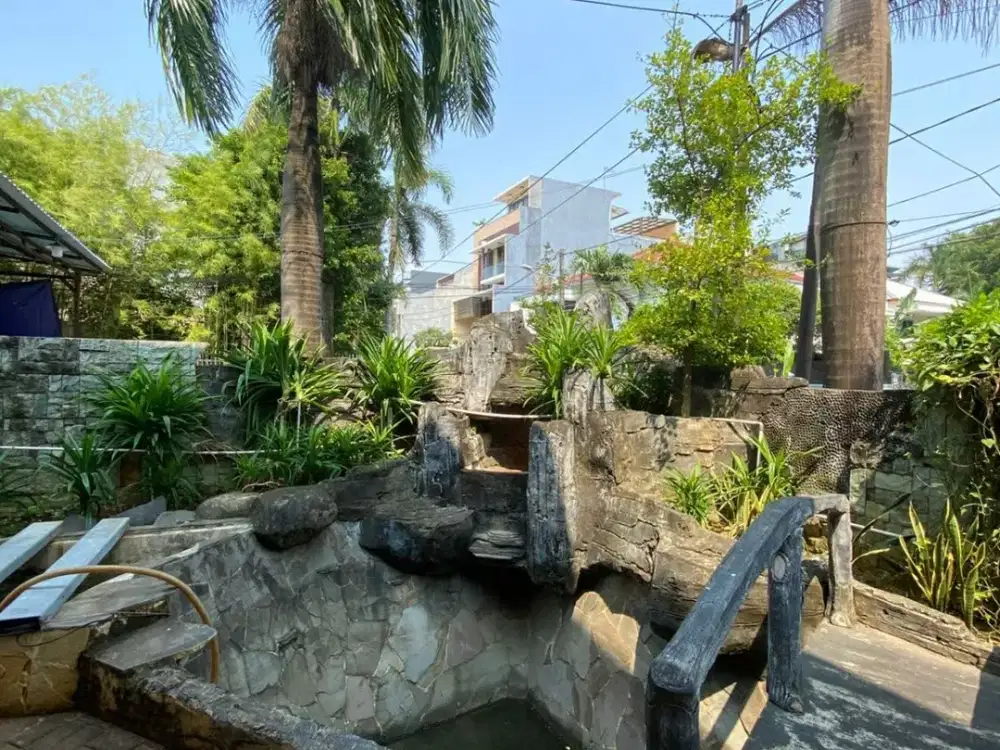 Di jual Rumah Hook 2 Lantai di Pluit Muara Karang ,Jakut