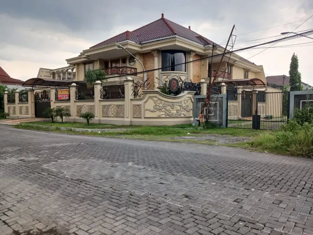 DIJUAL RUMAH MEWAH DI SOLO BARU – HARGA TURUN!
