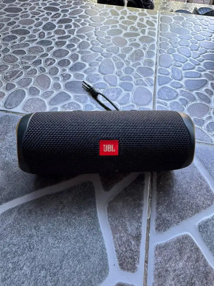 Speaker Bluetooth Portable JBL Flip 5 normal saja