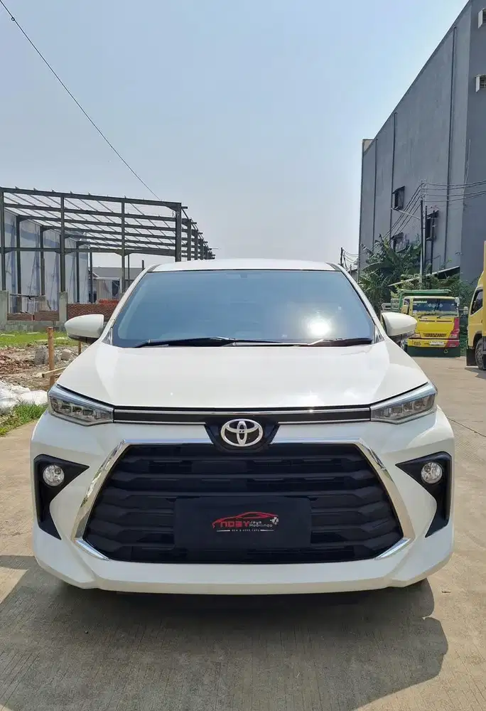 Toyota Avanza 1.5 G CVT 2022 ( Putih Metalik )