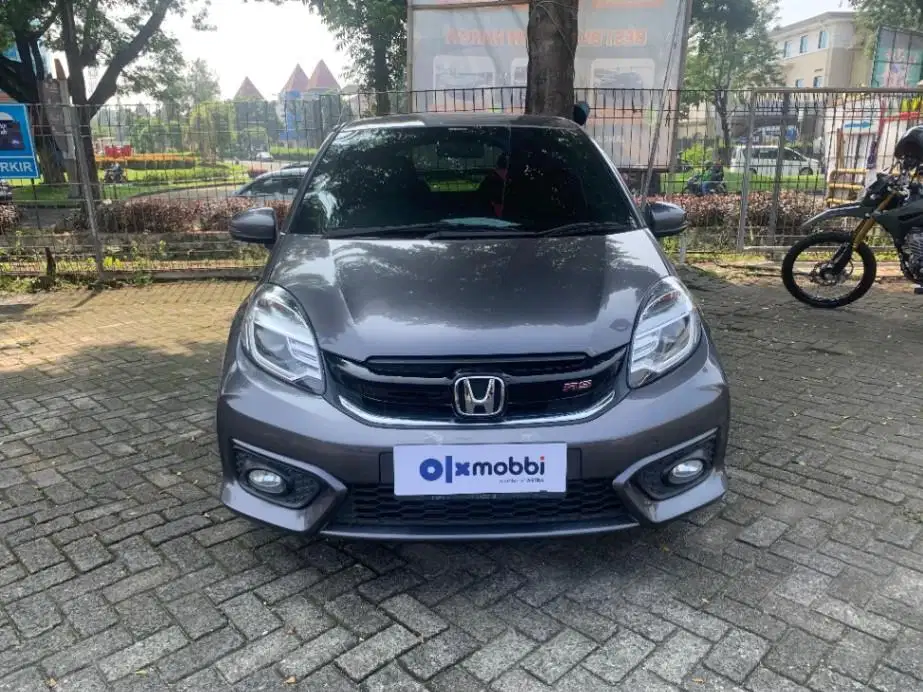 DP MURAH Honda Brio 1.2 RS Bensin-MT 2016 Abu CAEVD