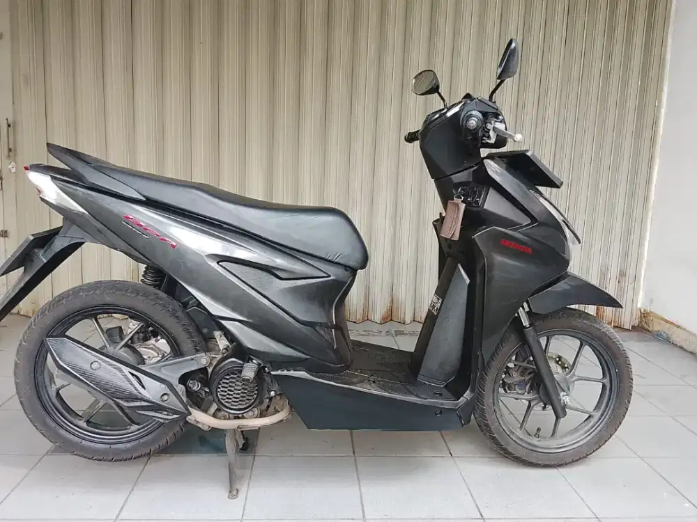 Honda Beat Deluxe CBS ISS Idling Stop 2024 Mulus Isi Lengkap Orisinil