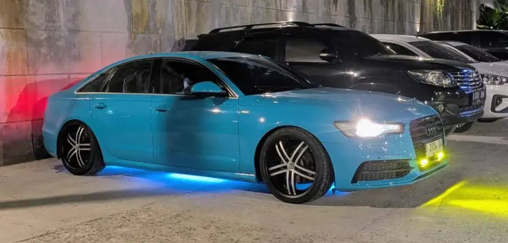 Audi 2012 hijau turqoise full modif
