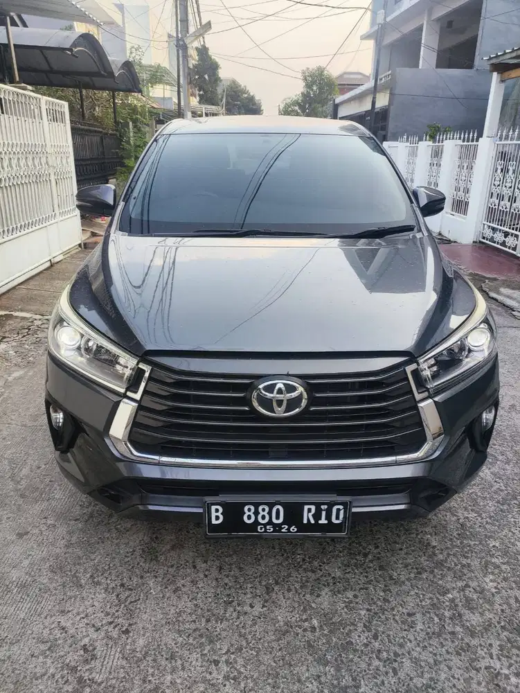 Toyota Kijang Innova V Bensin 2021 Grey Abu - abu 2020 2022 Innova V