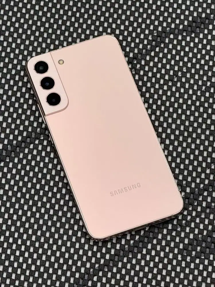Samsung S22 Plus 8/256 mulus