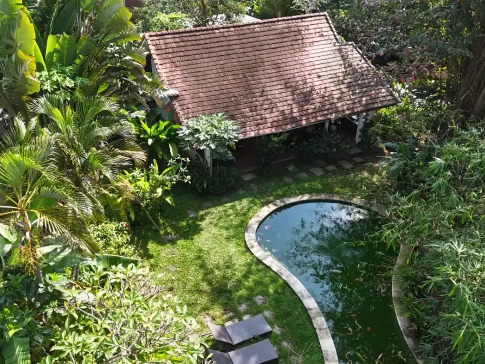 Land for Sale with Existing Building in Padonan, Canggu