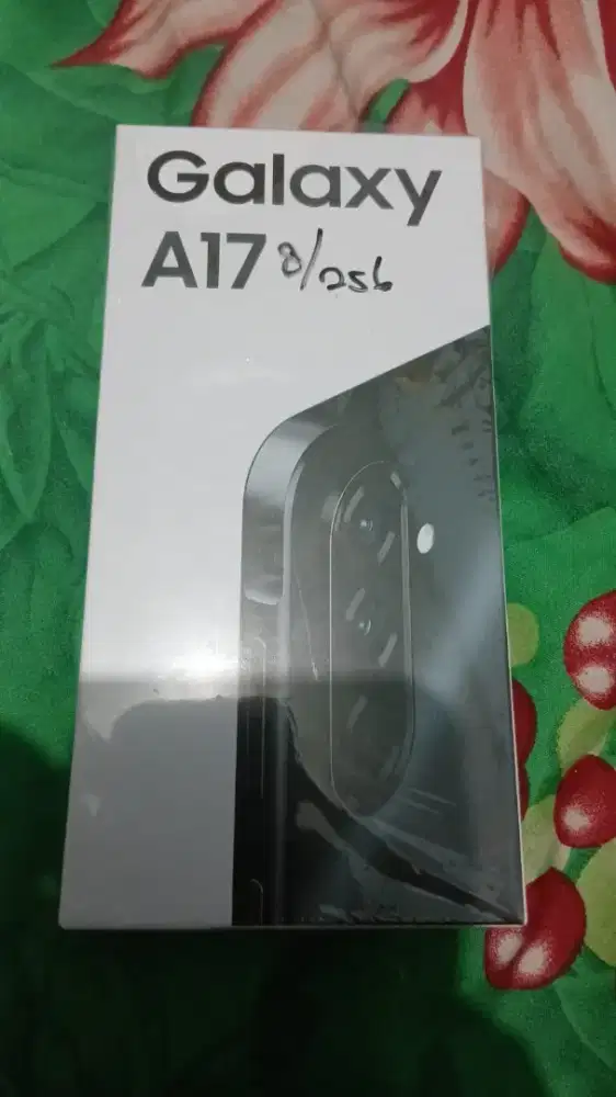 Samsung a17 8/256 4G
