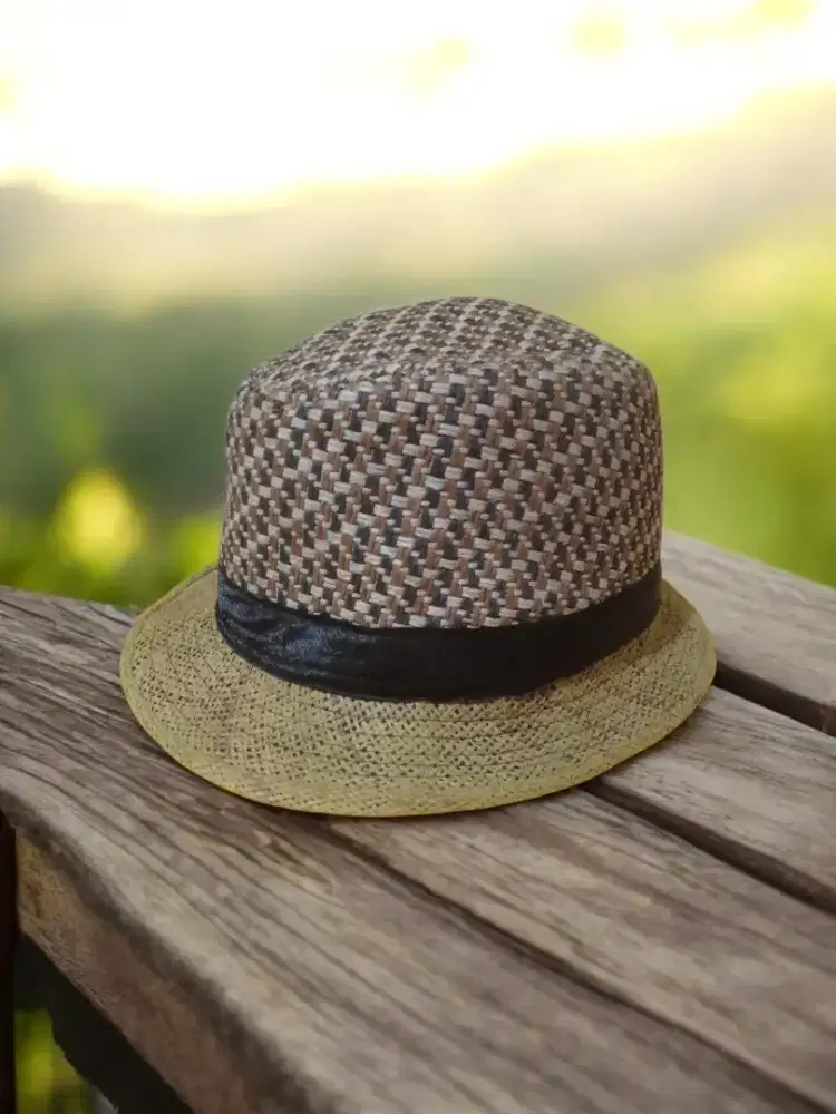 Topi Fedora klasik