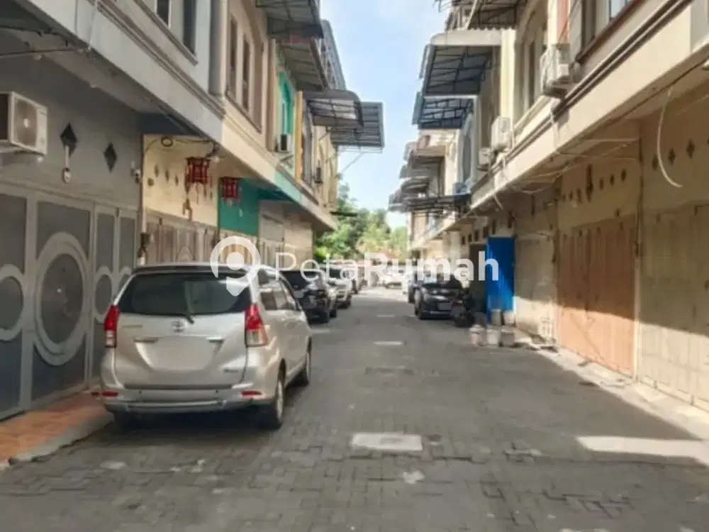 DIJUAL TOWNHOUSE KOMPLEK SIDORUKUN PERMAI - DAERAH KRAKATAU (ACHIEN)