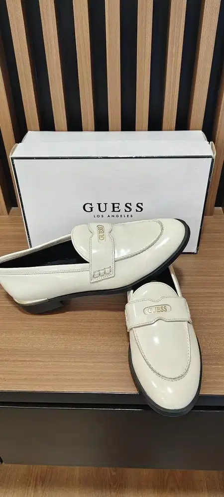 Guess Kaine G24