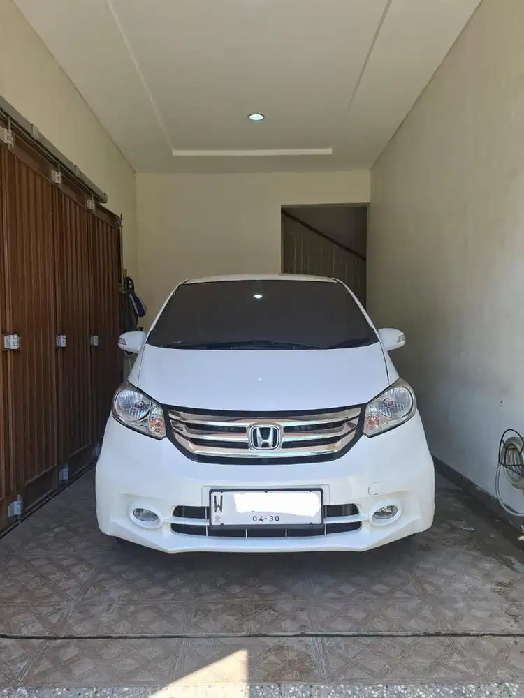 honda freed e psd pmk 2015