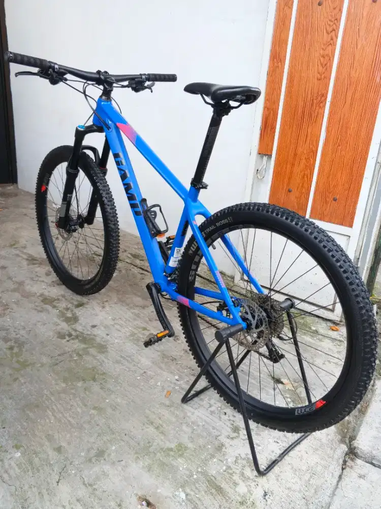Sepeda MTB Camp Slix Z9