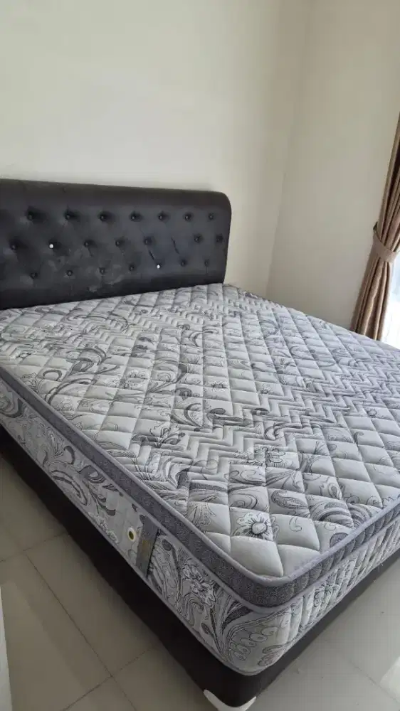 Dijual cepat spring bed uk 180x 200