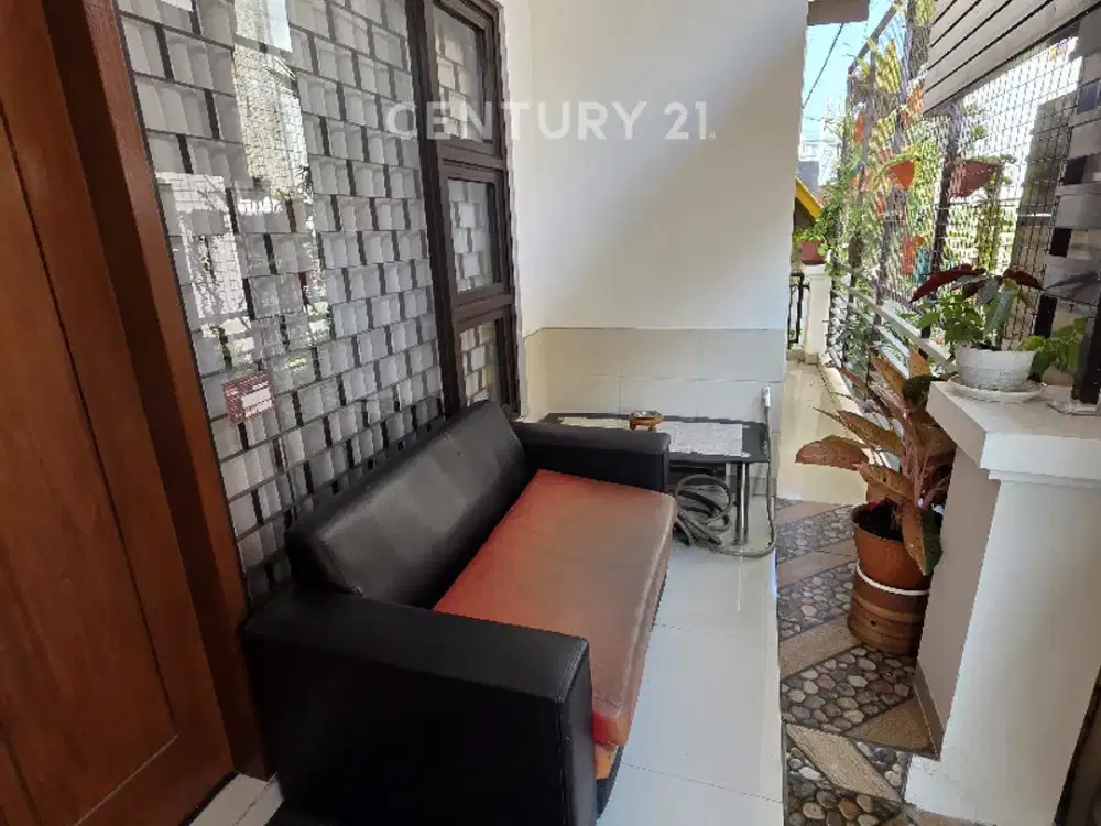 Rumah Siap Huni Kondisi Baru  Sarimanah Sarijadi
