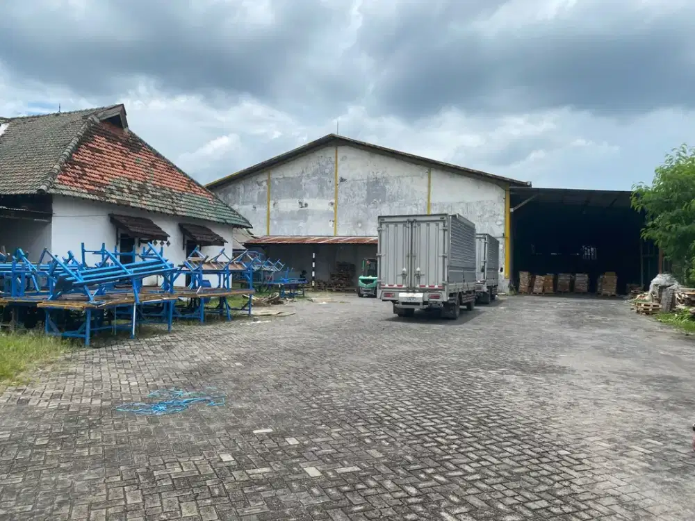 Gudang di Jombang Jalan Raya Mojoagung Bypass Jombang