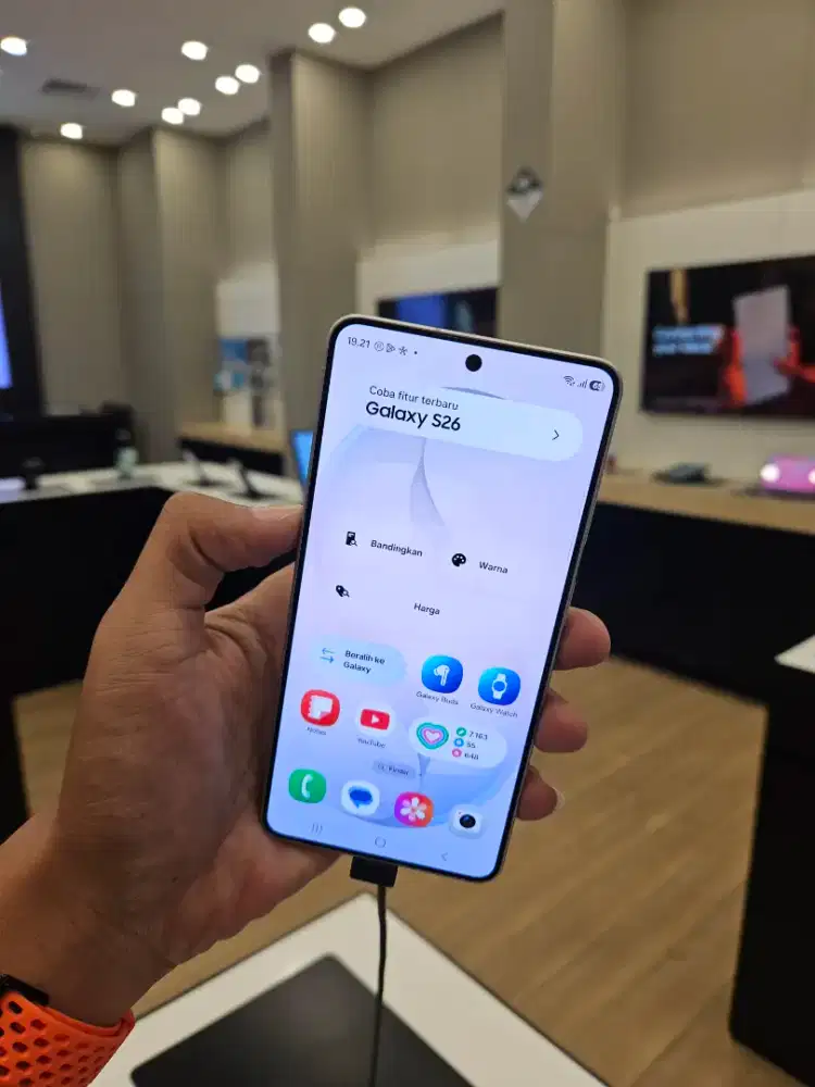 SAMSUNG GALAXY S26 BASIC BONUS GRATIS JAM FIT3, BUDS CORE DAN CHARGER