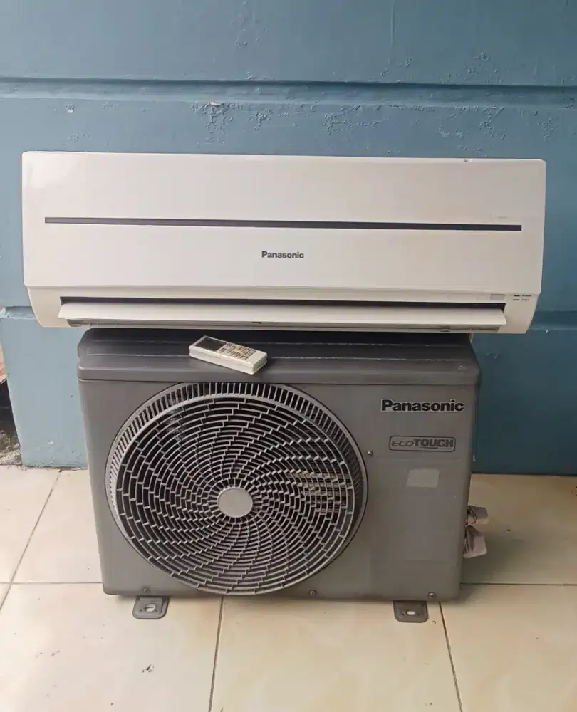 ac panasonic 1/2 pk