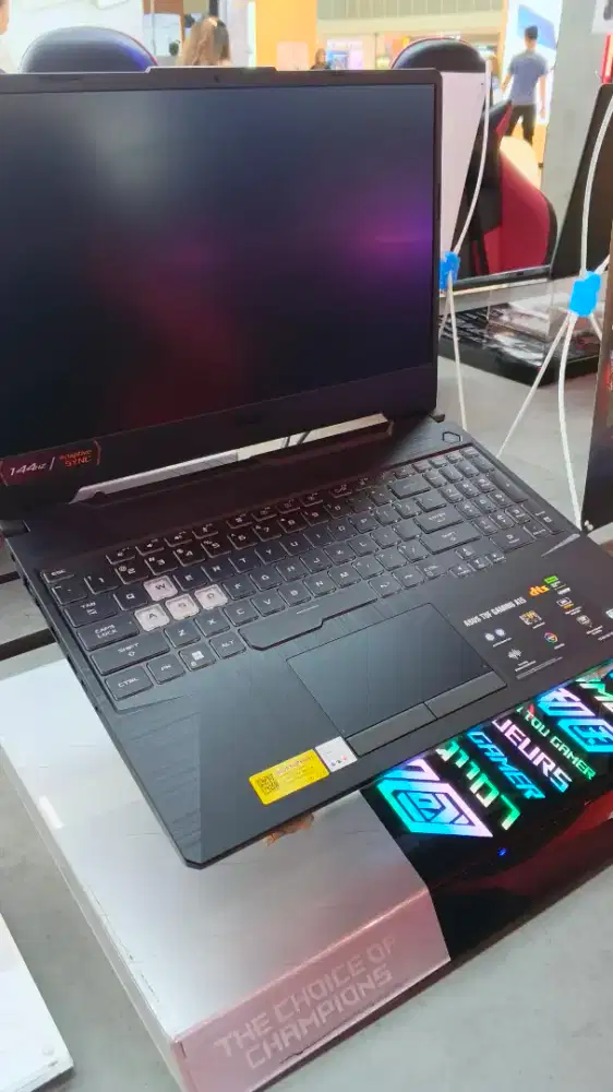 Cicilan laptop Asus tuf gaming a15 ryzen 7 rtx 3050 cuma pakai ktp