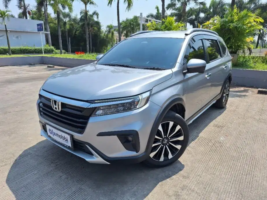 LOW DP Honda BR-V 1.5 Prestige Sensing Bensin-AT 2022 RKI
