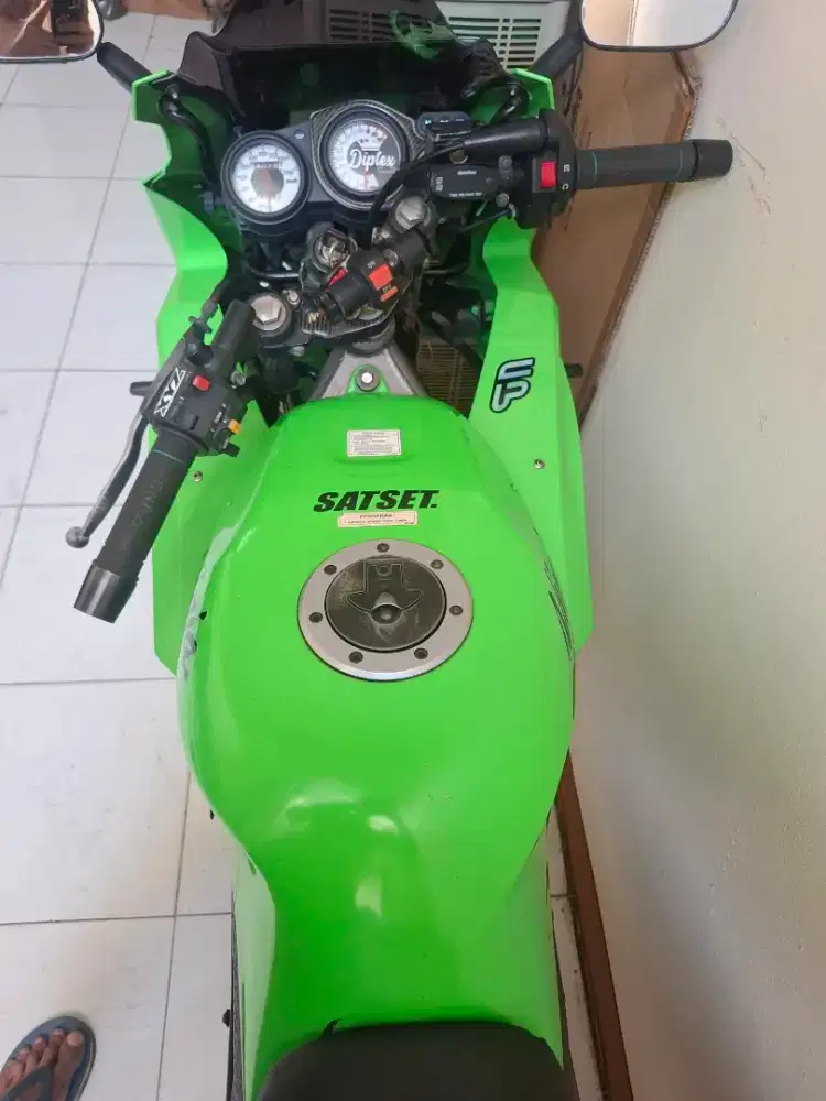 Jual santai ninja rr new 2012