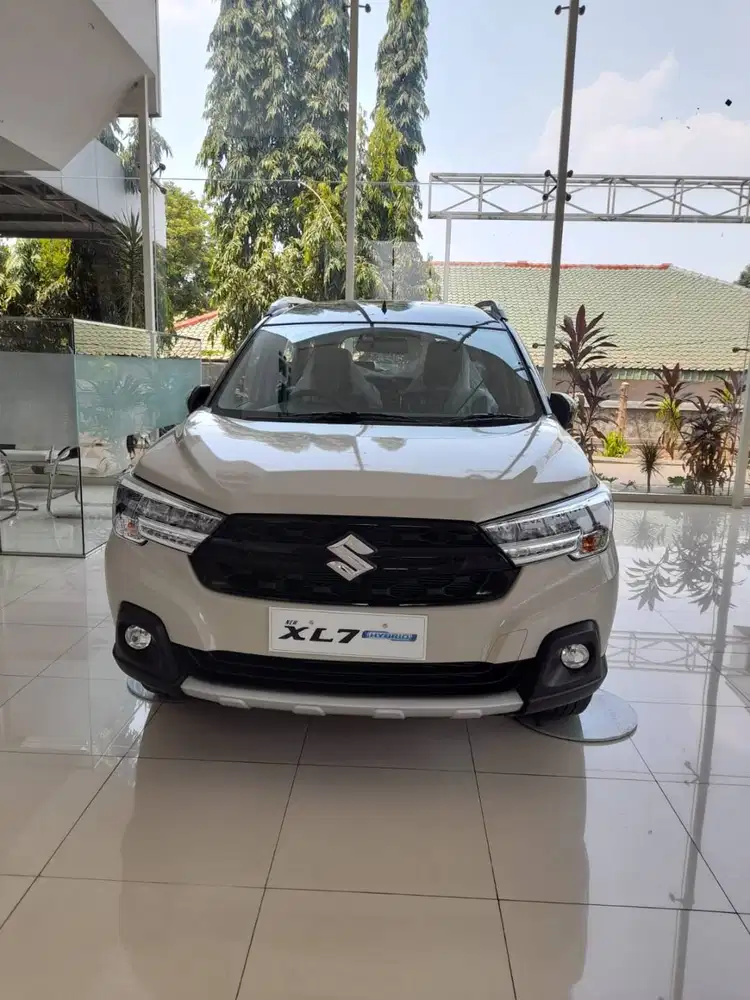 [Mobil Baru] XL7 Hybrid