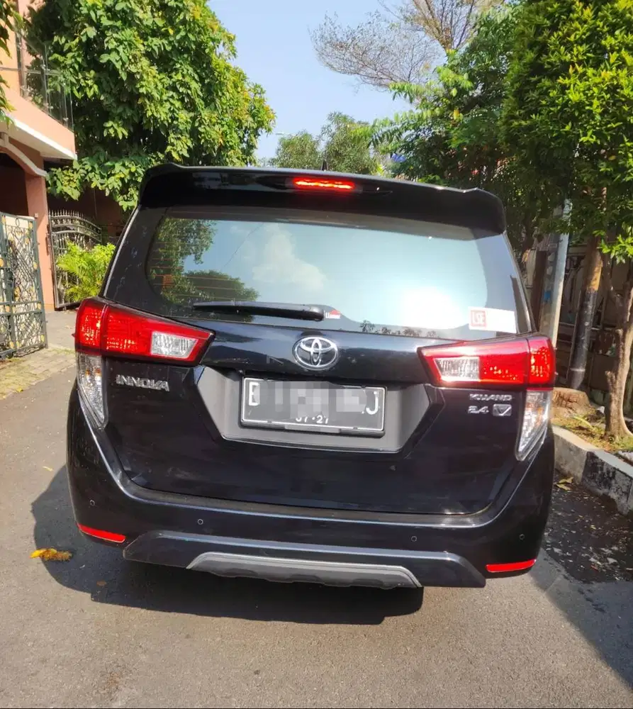 Toyota Kijang Innova Reborn 2.4 V 2022 Last Edition Diesel Matic ANTIK