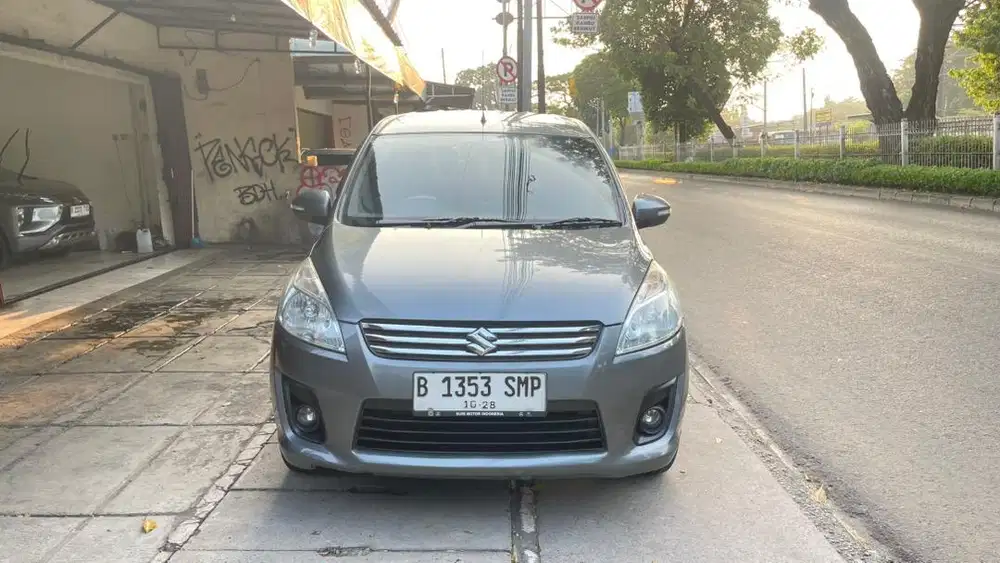 ERTIGA GL METIC 2014