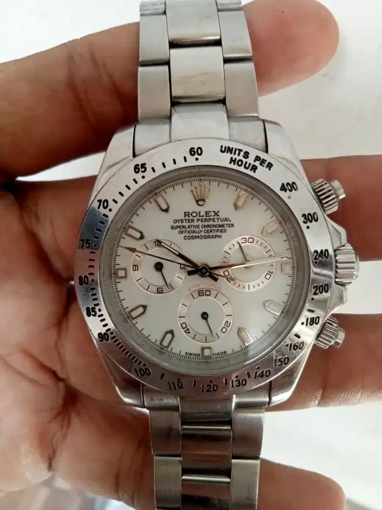 Rolex otomatis bukan seiko