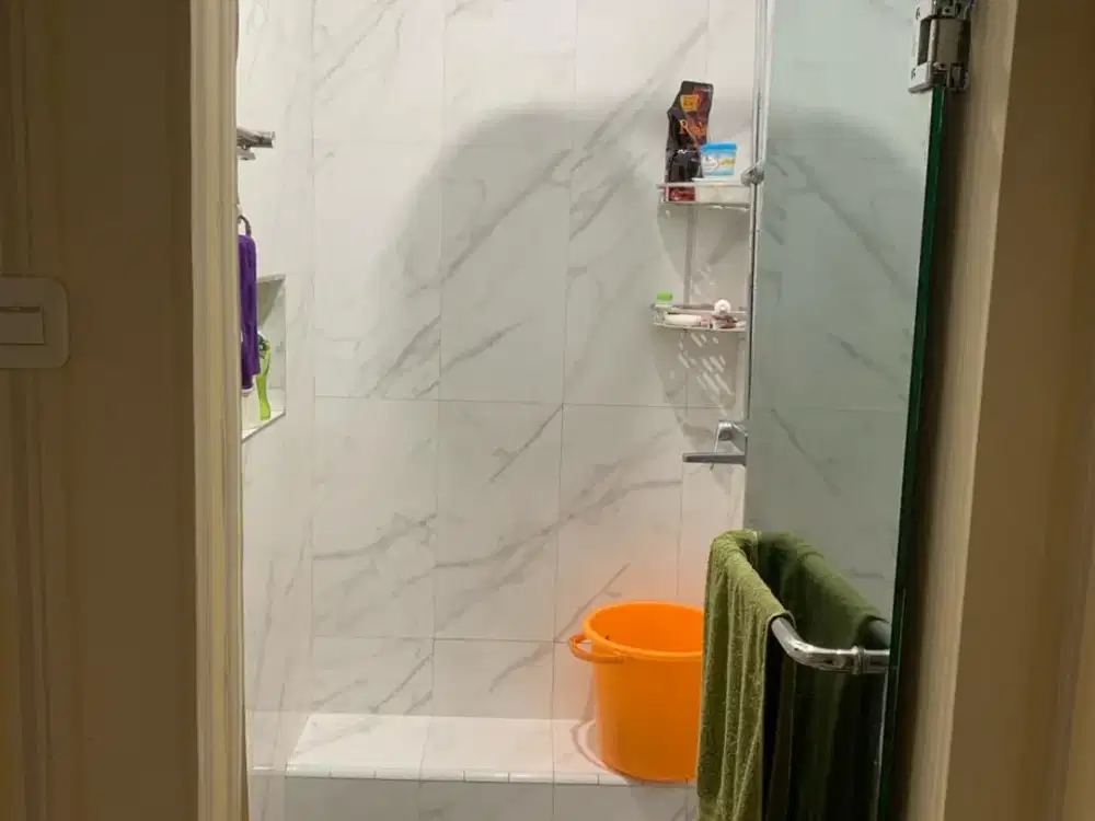 DIJUAL FURNISHED RUKO MUTIARA TAMAN PALEM CENGKARENG DENGAN 4 LANTAI SUDAH RAPI JAKARTA BARAT
