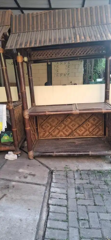 Di jual Saung bekas Resto